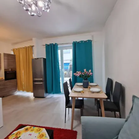 Denis, Liguria Apartment